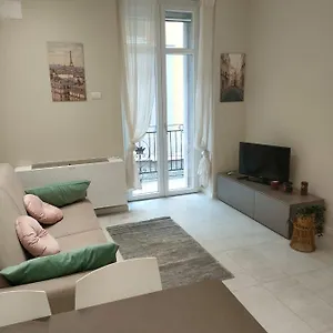 https://residenza-il-principe-bilocale-2-in-centro.emilia-romagnahotels.net
